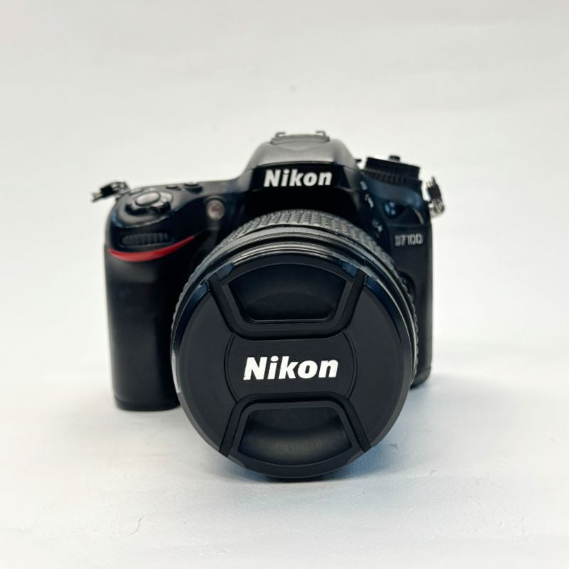 دوربین عکاسی نیکون دست دوم Nikon D7100 Kit 18-140mm f/3.5-5.6 G VR