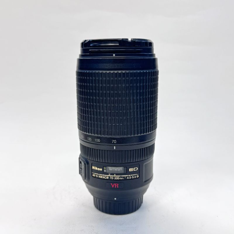 لنز نیکون دست دوم Nikon AF-S NIKKOR 70-300mm f/4.5-5.6G VR (جعبه ندارد)