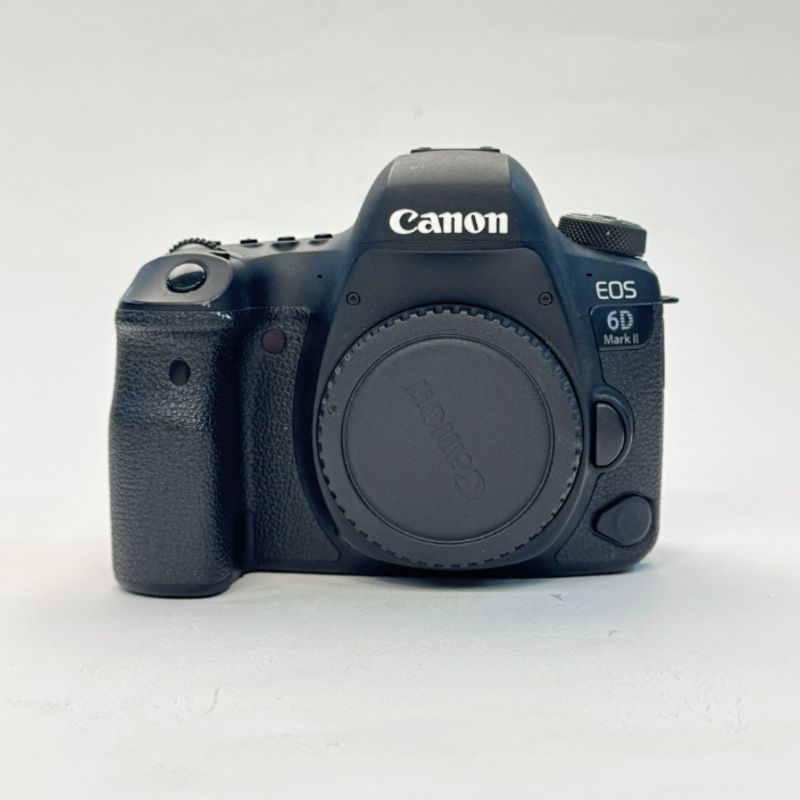 دوربین عکاسی کانن دست دوم Canon EOS 6D Mark II (شات 10000)