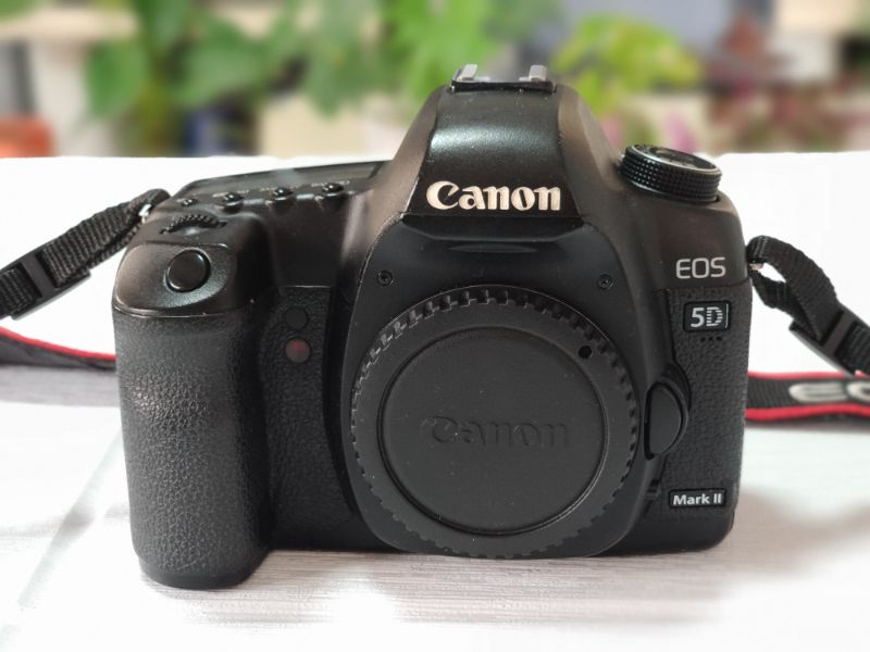 دوربین عکاسی کانن دست دوم Canon EOS 5D Mark II DSLR Camera(بدون جعبه ۳۷۰۰۰شات)