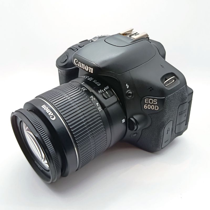 دوربین دست دوم Canon EOS 600D kit 18-55mm (11000 شات)