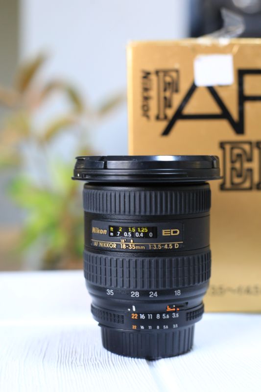 لنز دست دوم لنز واید نیکون Nikon AF18-35mm f/3.5-4.5D IF-ED (جعبه دارد)