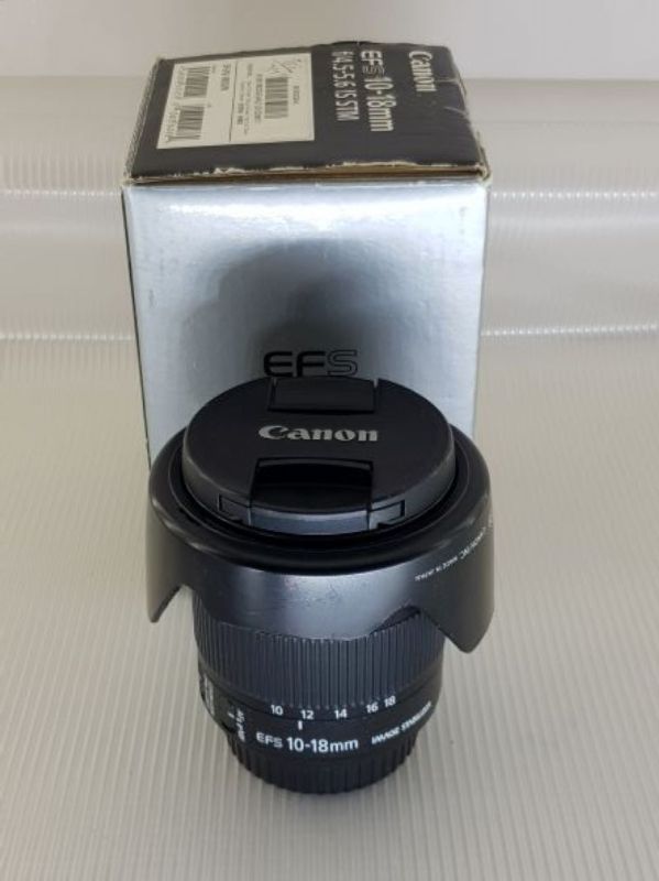 لنز دست دوم لنز کانن Canon EF-S 10-18mm f/4.5-5.6 IS STM (جعبه دارد)