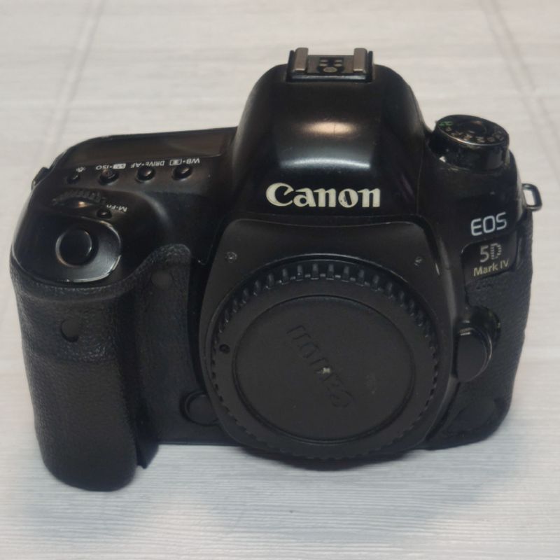 دوربین دست دوم دوربین عکاسی کانن Canon EOS 5D Mark IV Body (150000 شات)