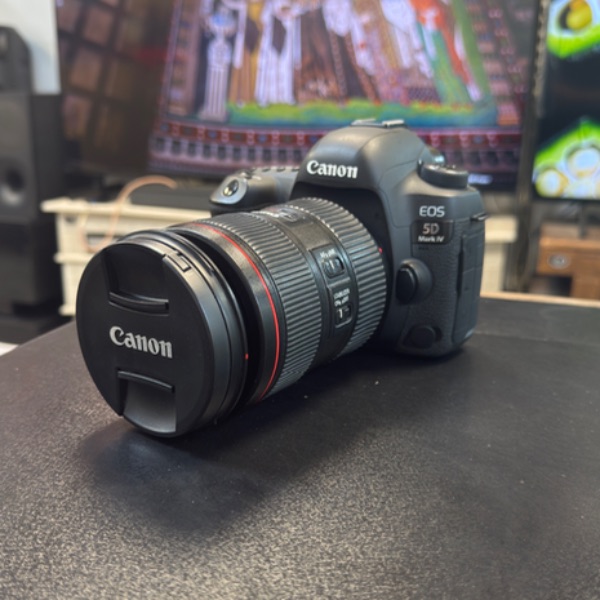 دوربین عکاسی کانن دست دوم Canon EOS 5D Mark IV Kit 24-105mm f/4L IS II USM (14/000 شات)