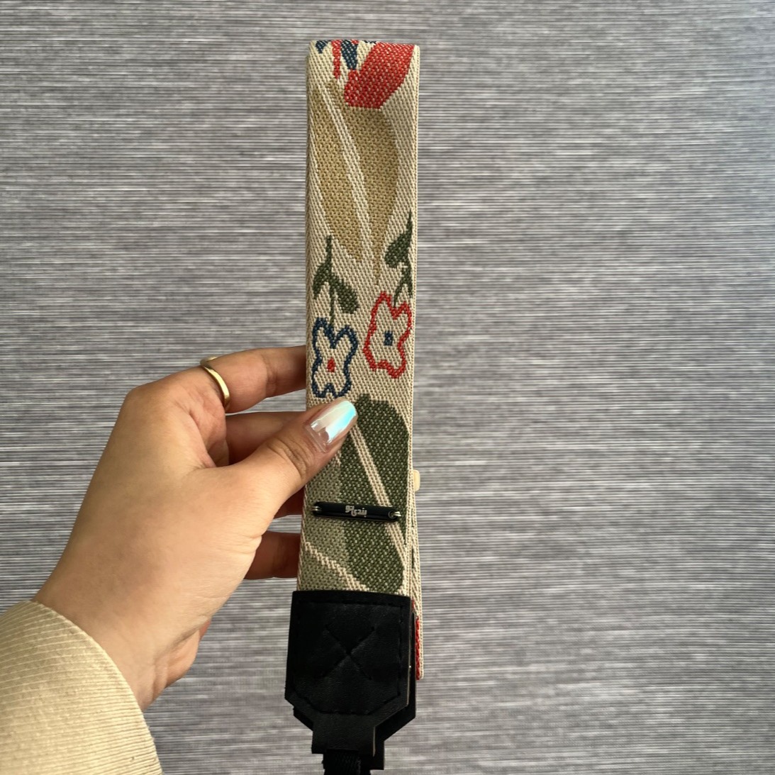 بند دوربین کرم سبز بندینو Bandino Cream & Green Camera Strap