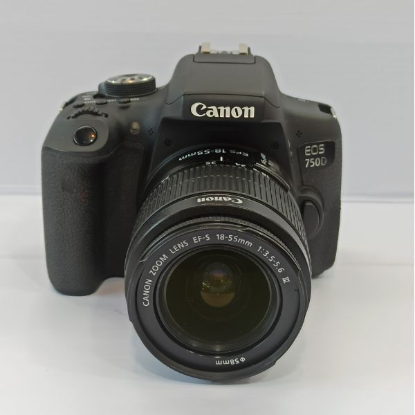 دوربین عکاسی کانن Canon EOS 750D Kit 18-135mm F3.5-5.6 III (7000 شات)