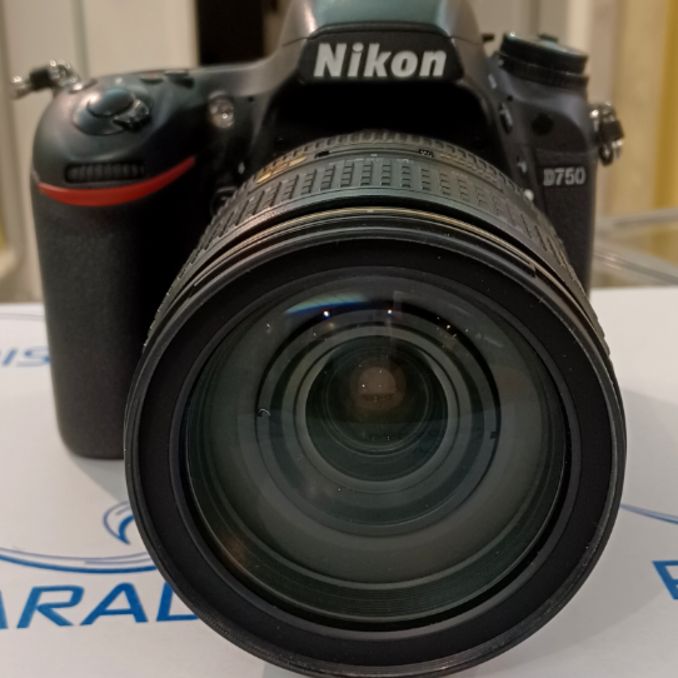 دوربین دست دوم نیکون ،D750بالنز۲۴/۱۲۰نانو (۱۶۱۹۷ شات)