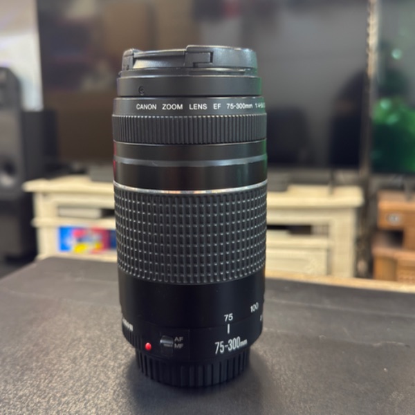 لنز دست دوم 75 300 canon (جعبه دارد)