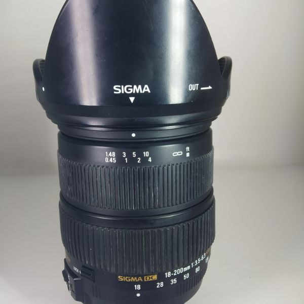 لنز دست دوم لنز سیگما Sigma 18-200mm f/3.5-6.3 DC Macro OS HSM for Nikon (جعبه ندارد)