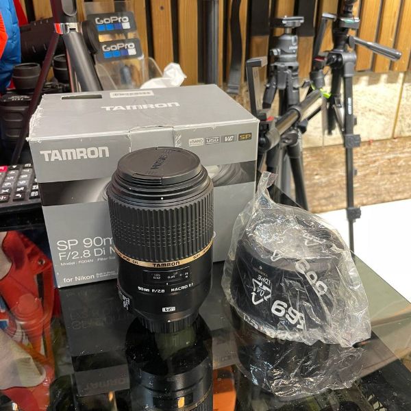 لنز دست دوم لنز تامرون Tamron SP 90mm f/2.8 Di Macro 1:1 VC USD for Nikon F (جعبه دارد)