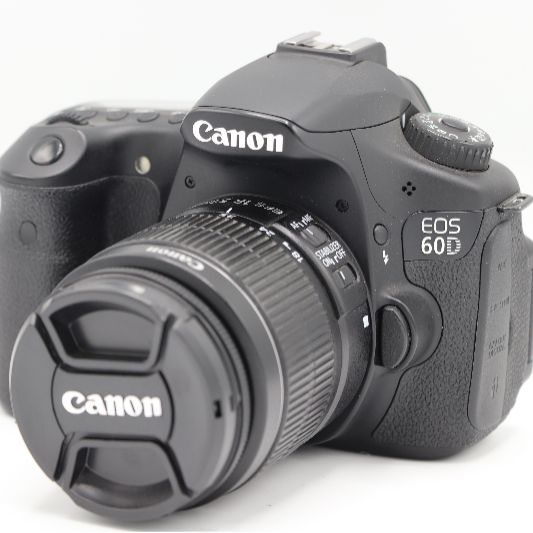 دوربین عکاسی دست دوم کانن Canon EOS 60D Kit 18-55mm is f/3.5-5.6 IS (9000 شات)