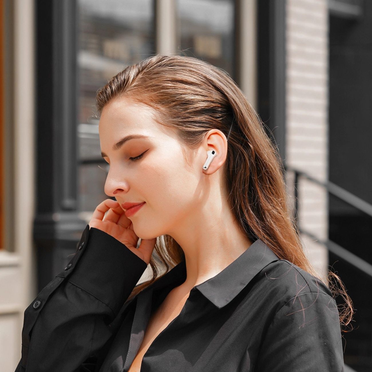 نمای کاربردی هندزفری بلوتوثی بروفون Borofone BW83 True wireless stereo headset