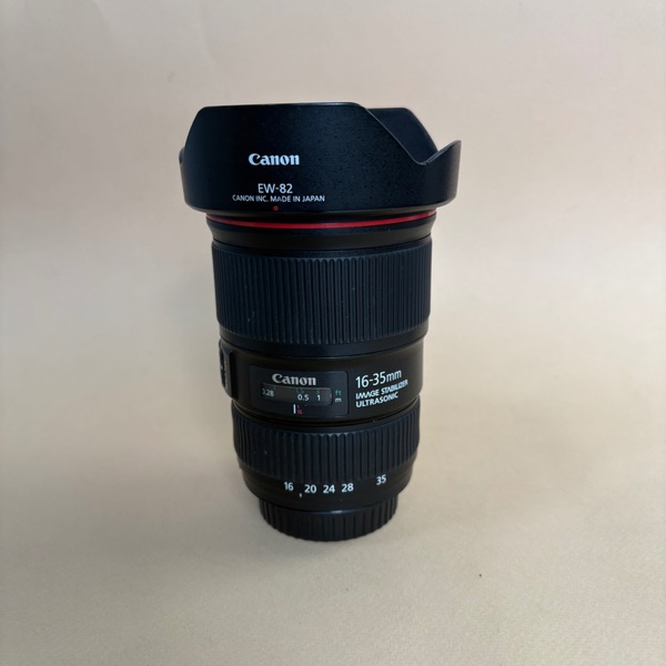 لنز دست دوم لنز کانن Canon EF 16-35mm f/4L IS USM (جعبه دارد)