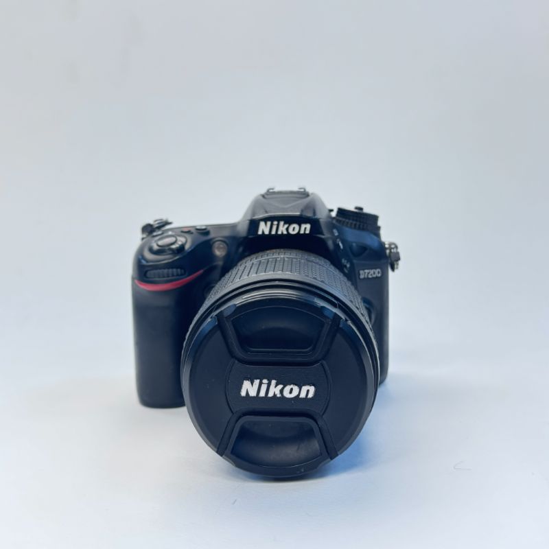 دوربین دست دوم دوربین عکاسی نیکون دست دوم Nikon D7200 Kit 18-140mm f/3.5-5.6 G (99000 شات)
