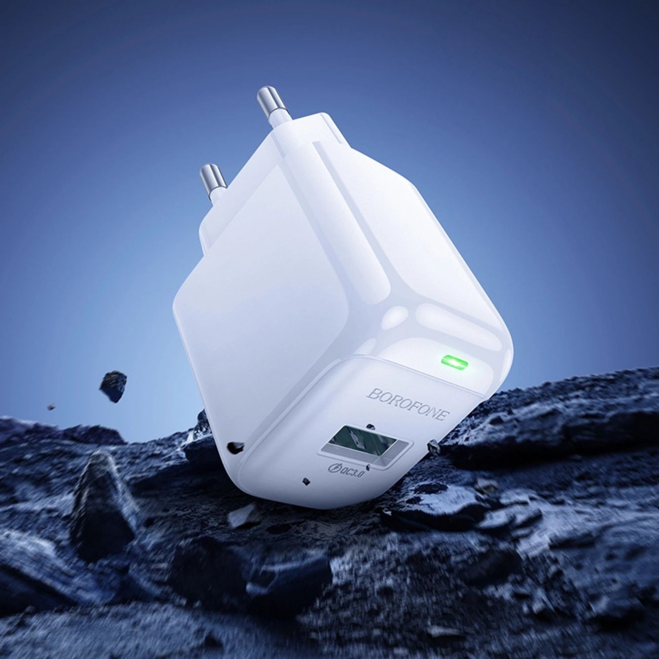 نمای کاربردی از شارژر دیواری بروفون Borofone BSA42A 18W Wall Charger