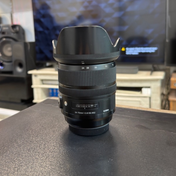 لنز دست دوم Sigma 24 70 dg hsm for canon (جعبه دارد)