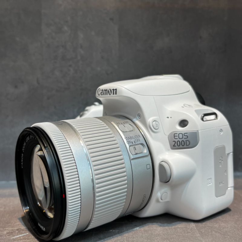 دوربین دست دوم 200D EF-S 18-55 IS STM white (700 شات)