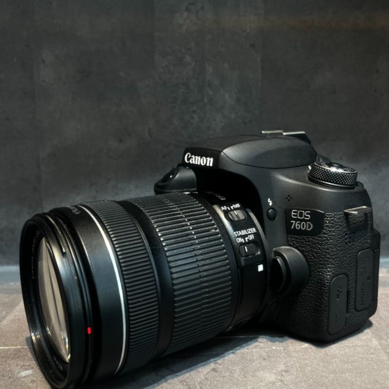 دوربین دست دوم دوربین عکاسی کانن Canon EOS 760D Kit 18-135mm f/3.5-5.6 IS STM (24000 شات)