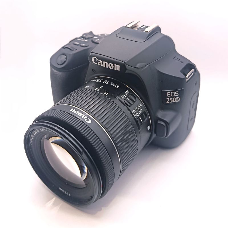 دوربین دست دوم Canon EOS 250D Kit EF-S 18-55 mm f/4-5.6 IS STM (9800 شات)