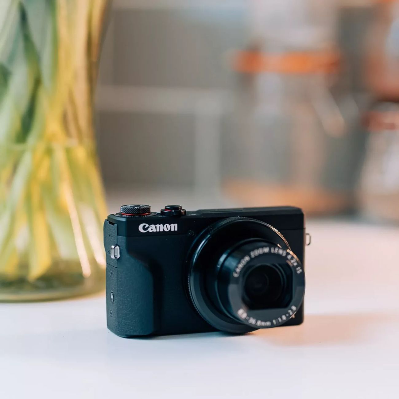 نمای کاربردی از دوربین کامپکت کانن مشکی Canon PowerShot G7 X Mark III Compact Camera Black