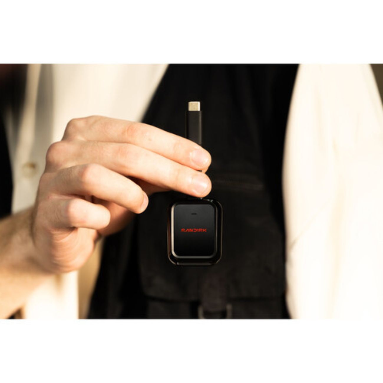 نمای کاربردی کارت‌ خوان سن‌ دیسک SanDisk QuickFlow UHS-I SD with USB-C SDDR-C751-GNANN Card Reader