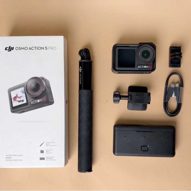 دوربین دست دوم DJI Osmo Action 5 Pro Adventure Combo (... شات)