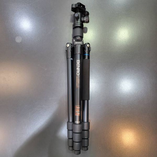 سه پایه دست دوم بنرو Benro A1682TB0