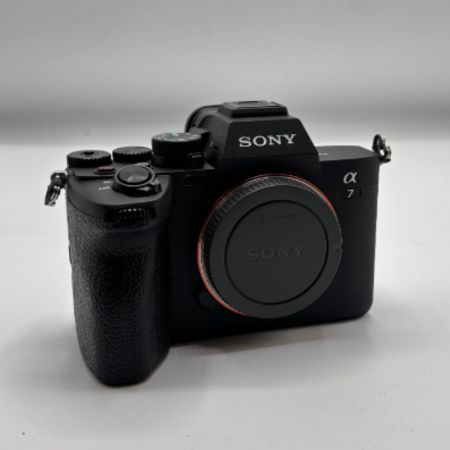 دوربین دست دوم Sony a7 IV Mirrorless Camera Body (5500 شات)