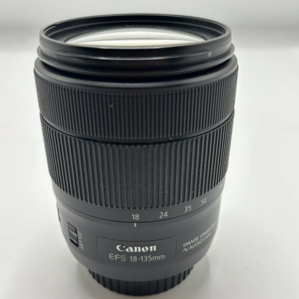 لنز دست دوم Canon EF-S 18-135mm f/3.5-5.6 IS USM Lens (جعبه ندارد)