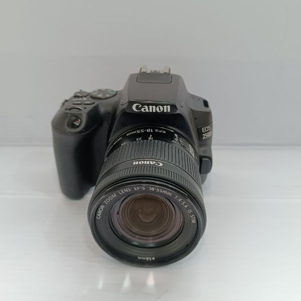 دوربین دست دوم Canon EOS 250D Kit EF-S 18-55 mm f/4-5.6 IS STM (5000 شات)