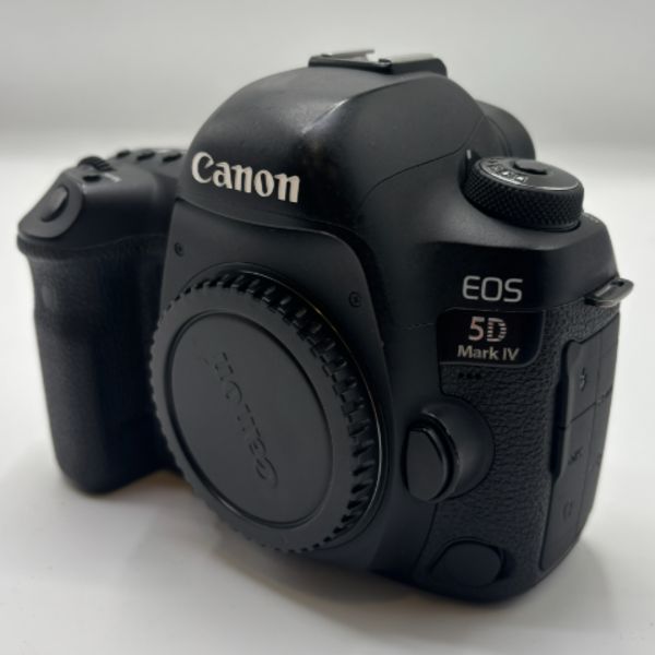 دوربین دست دوم Canon EOS 5D Mark IV Body (81000 شات)