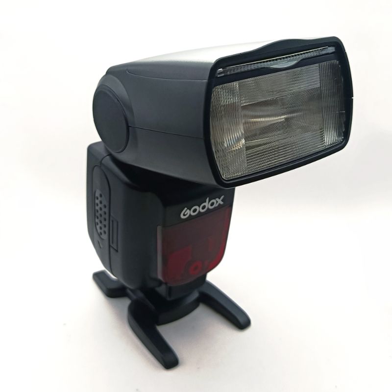 فلاش دست دوم گودکس مدل Godox TT685-C TTL برای کانن (+کیف)
