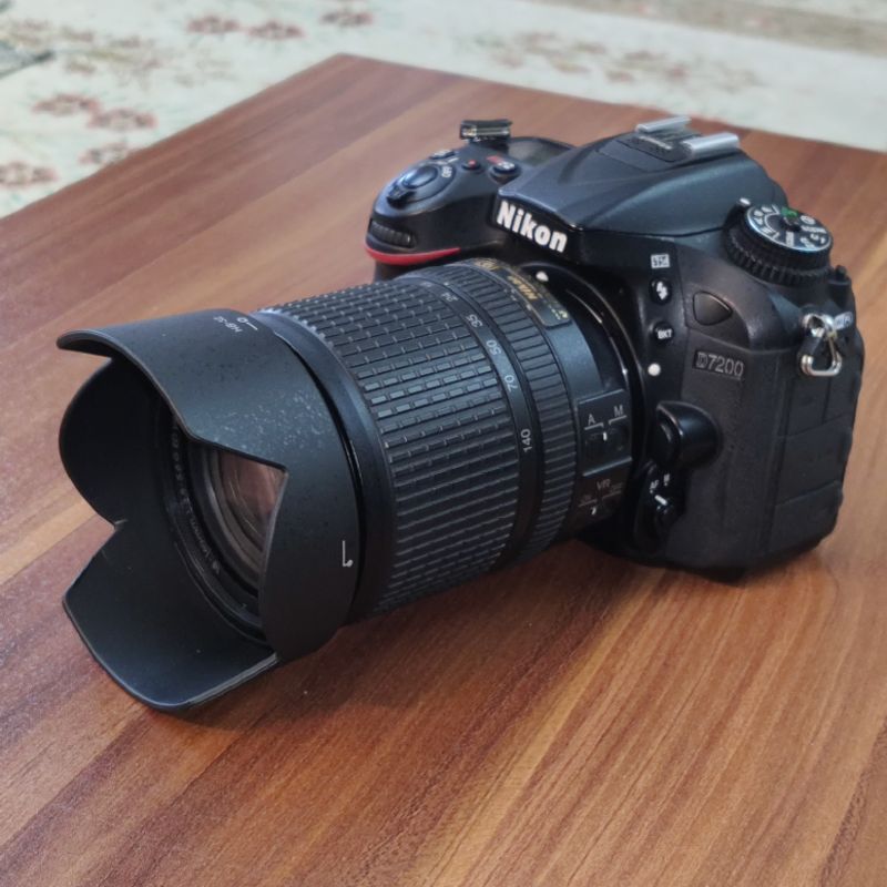 دوربین دست دوم Nikon D7200 Kit 18-140mm f/3.5-5.6 G VR (20000 شات)
