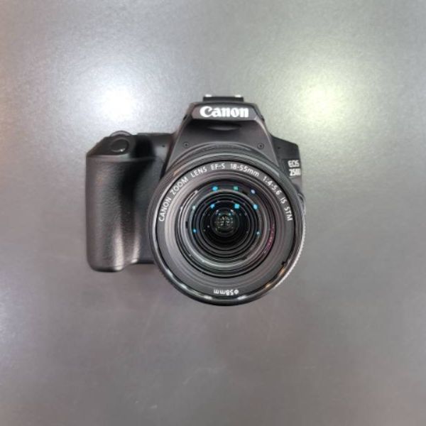 دوربین دست دوم Canon EOS 250D Kit EF-S 18-55 mm f/4-5.6 IS STM (3000 شات)