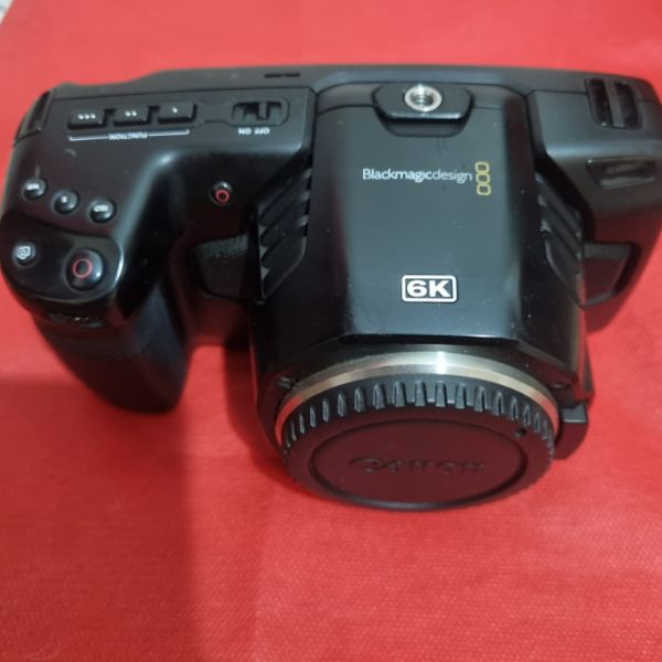 دوربین دست دوم فیلم برداری بلک مجیک (Blackmagic Design Pocket Cinema Camera 6K (Canon EF (1000 شات)