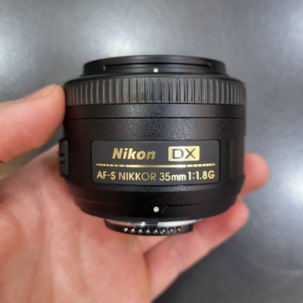 لنز دست دوم Nikon AF-S DX NIKKOR 35mm f/1.8G Lens (جعبه دارد)