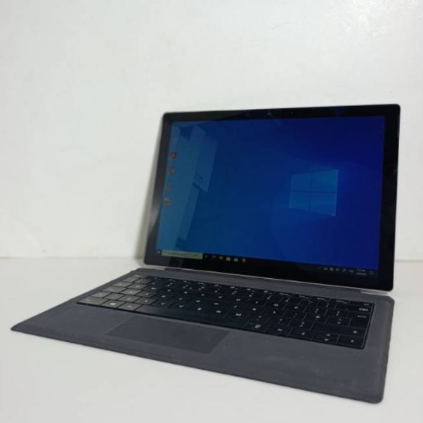 سرفیس پرو 6 i5-7/8/128ssd دست دوم (کارکرده)