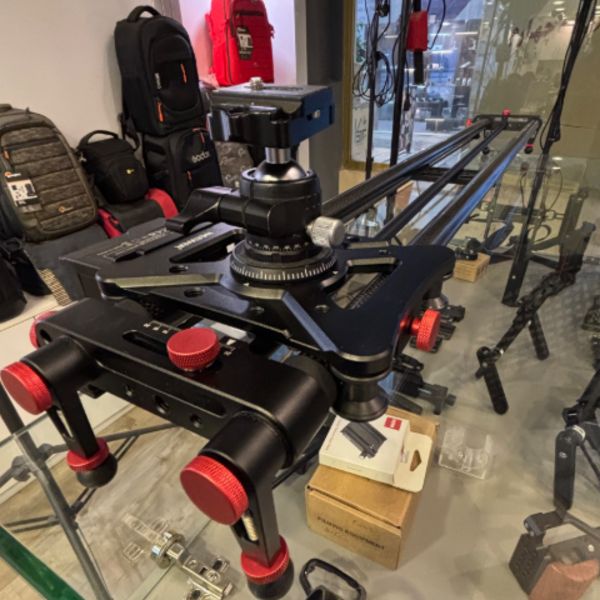 اسلایدر دست دوم  حرفه‌ای دوربین نیور Neewer ER1-100 Electronic Camera Slider