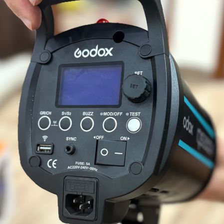فلاش گودکس دست دوم Godox QS-300 II Flash
