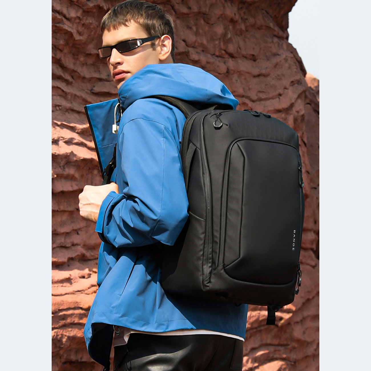 نمای کاربردی از کوله‌ پشتی بنج Bange XJ325 Camera backpack