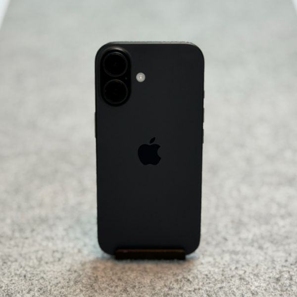 گوشی موبایل آیفون دست دوم Apple iPhone16 Normal 256GB CH/A