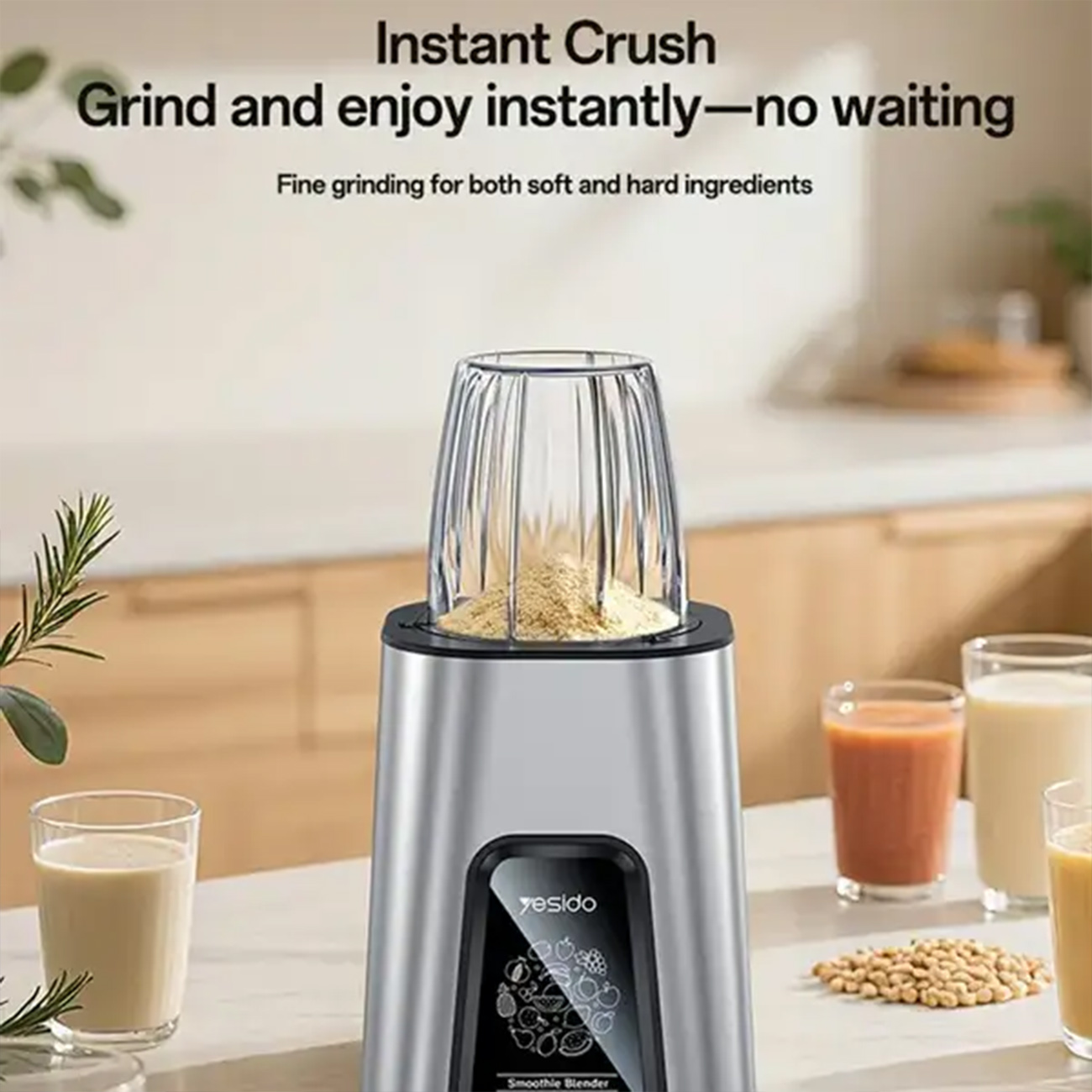 عکس در حال استفاده از مخلوط کن یسیدو Yesido EC27 Blender