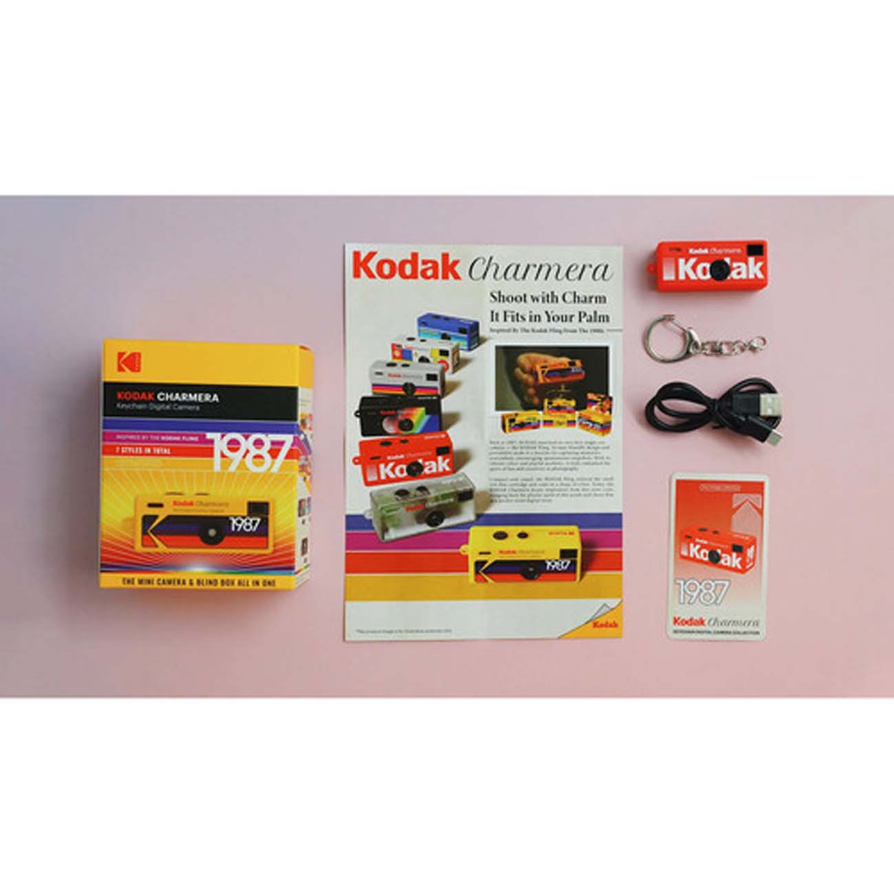نمای اقلام دوربین دیجیتال جاکلیدی کداک Kodak Charmera Key Chain Digital Camera Random Style Blind Bo