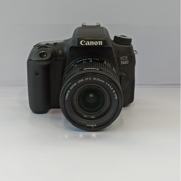 دوربین دست دوم canon 760D EF-S 18-55 IS STM  (11000 شات)