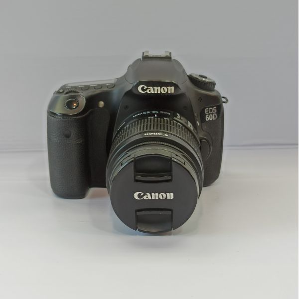 دوربین دست دوم canon 60d 18-55 (15000 شات)