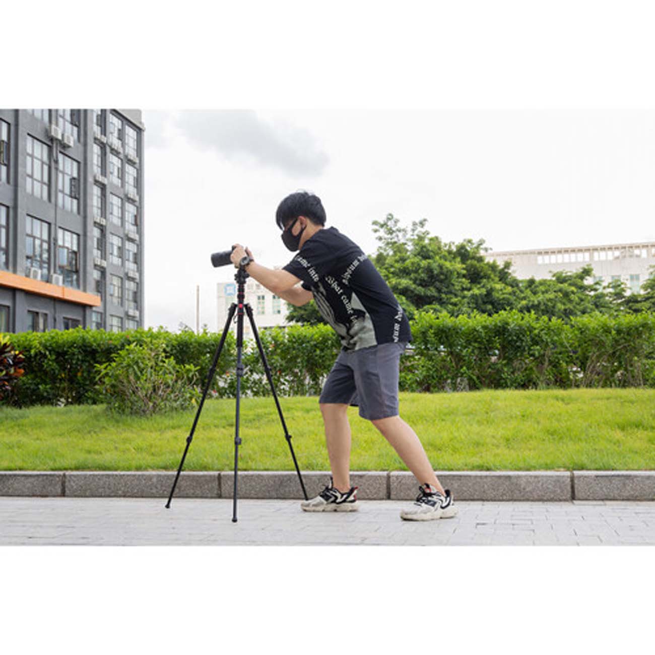 نمای کاربردی سه‌پایه دوربین SmallRig CT-20 with Ball Head Aluminum Tripod