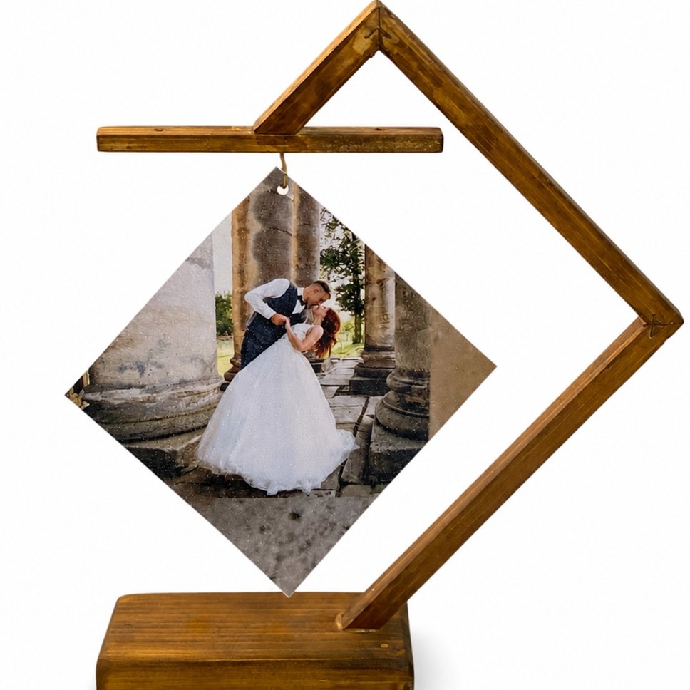 گیفت ایستاده عکس  لوزی  Diamond-Style Hanging Photo Stand
