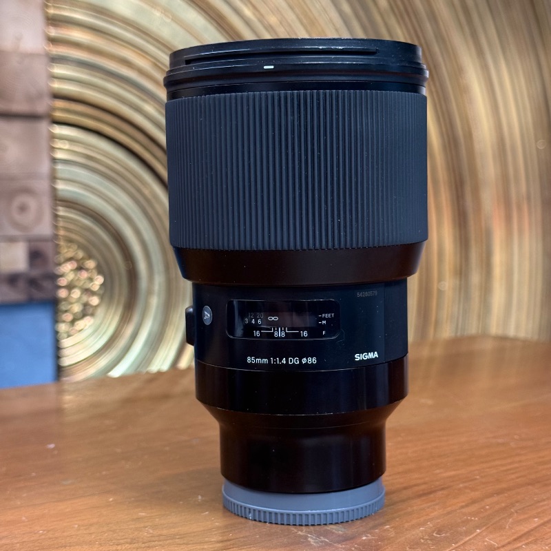 لنز دست دوم لنز سیگما Sigma 85mm f/1.4 DG HSM Art Sony E (جعبه ندارد)