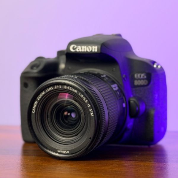 دوربین دست دوم 800D EF-S 18-55 IS STM (5000 شات)